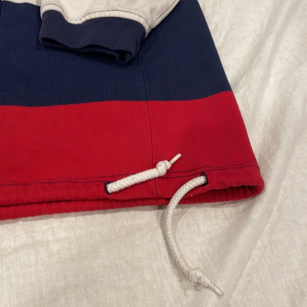 Vintage Mickey Mouse sweatshirt - Picture 2 of 8